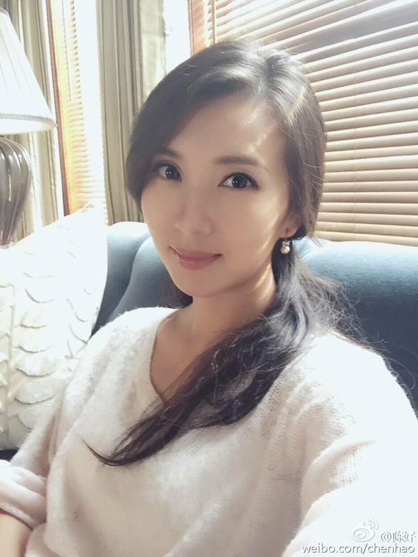 陈好啊!当年的"万人迷",这是女神啊~后来因为孩子的原因很少接戏了.