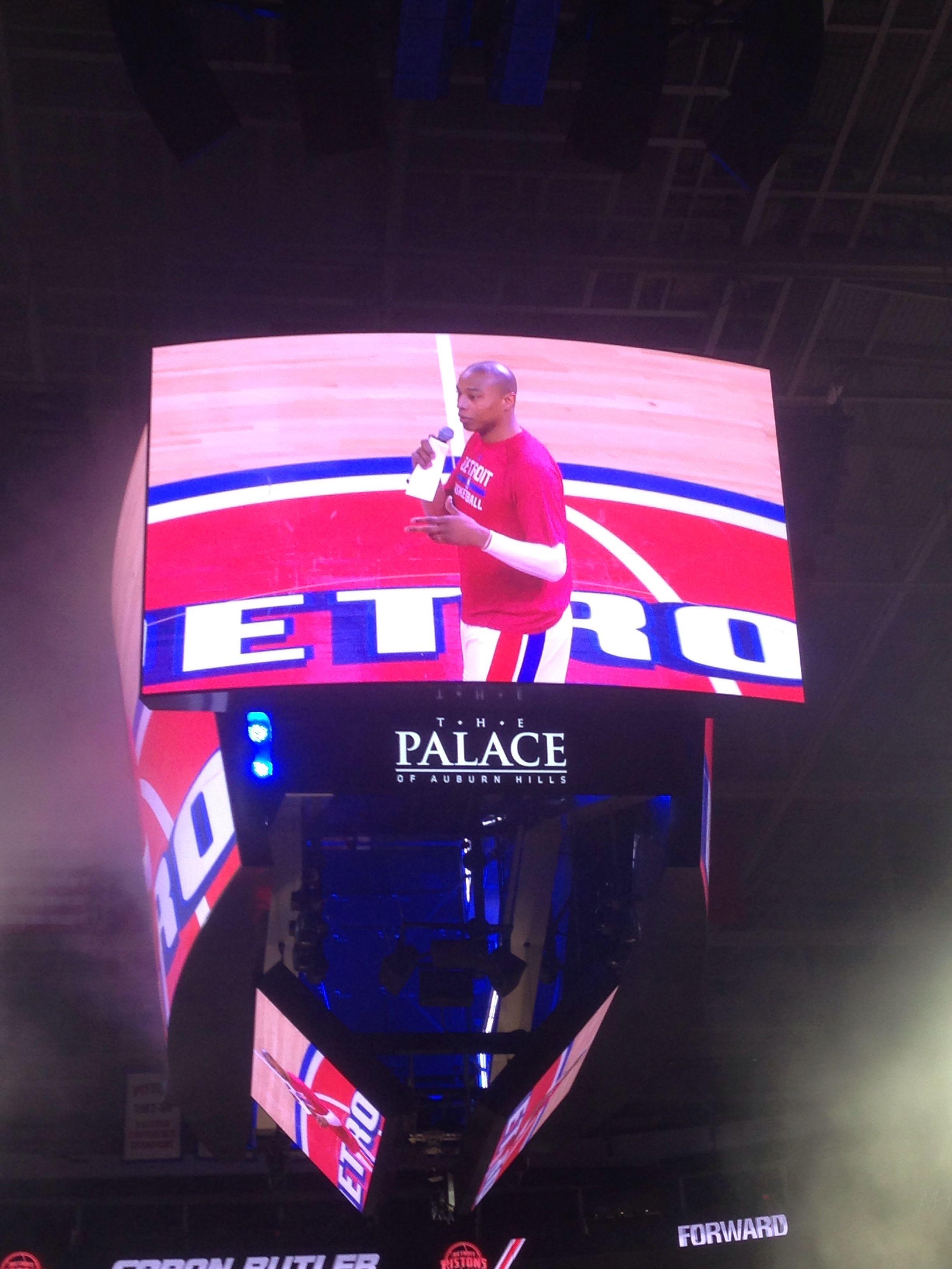 为什么看cba比赛要比看nba比赛色彩黯淡没有