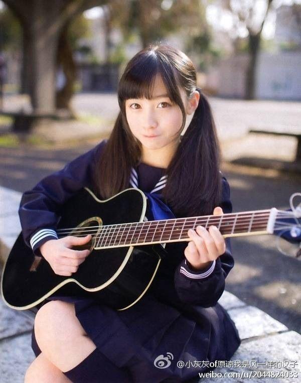 双马尾要<em>配校服</em>才好看吗,秋季扎什么样的双马