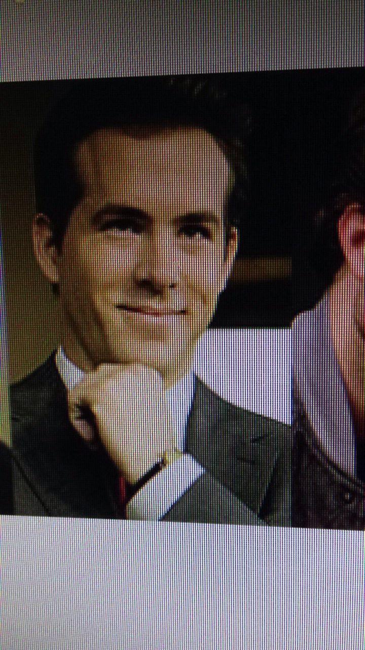 这个男星叫什么名字? - 娱乐明星 - 知乎