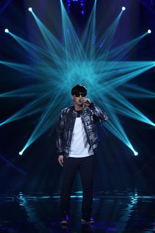 如何评价《我是歌手》第三季突围赛李健、谭维