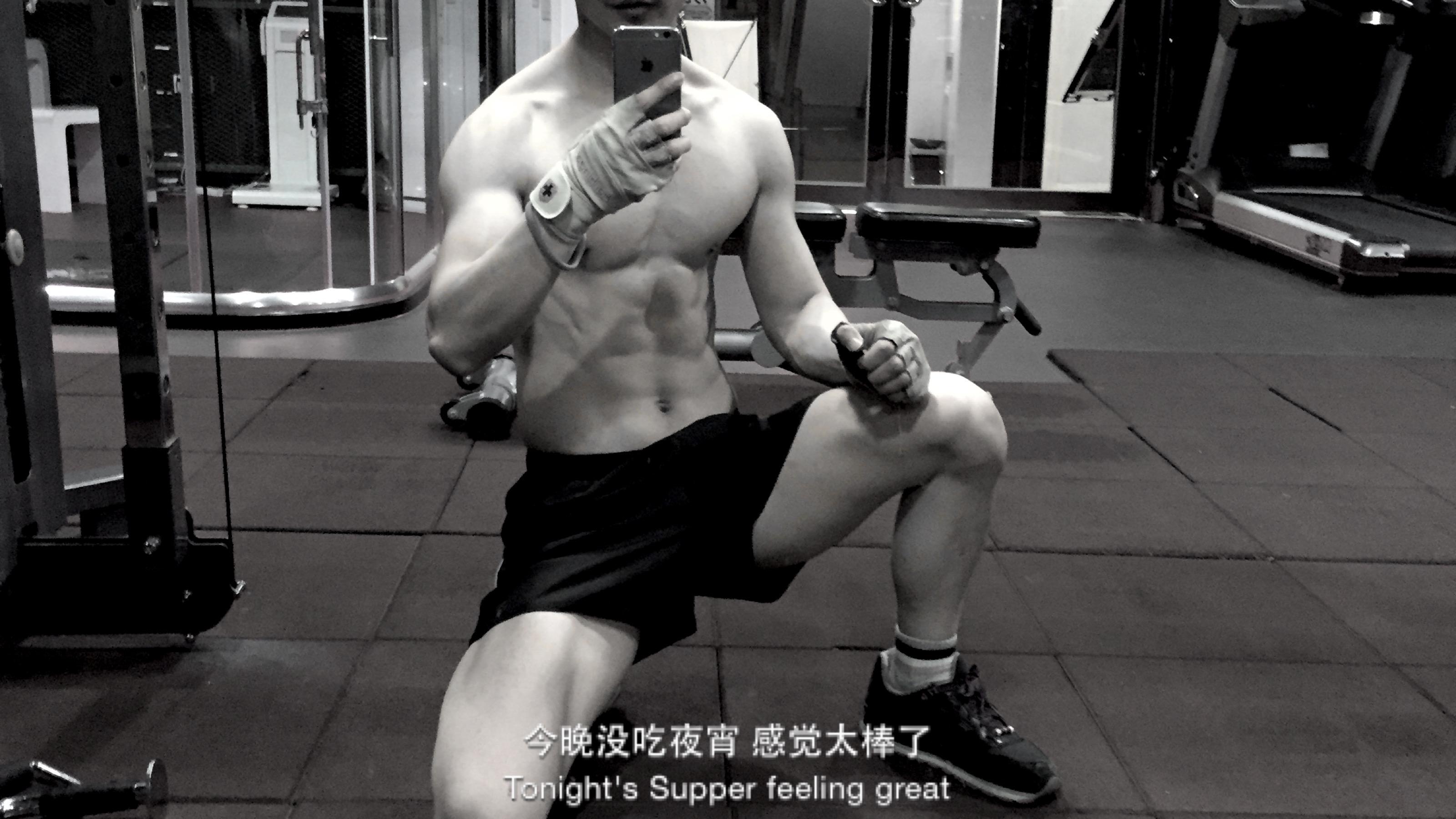 有<em>马甲线</em>是种<em>什么</em>样的体验? - 邓嘉栋的回答 - 