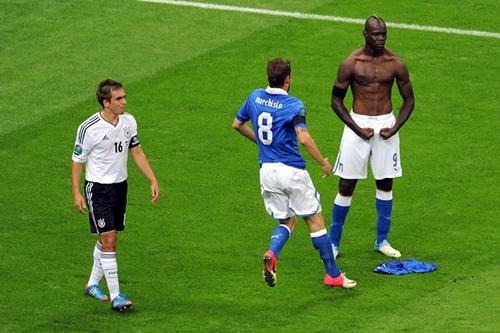 2012 年欧洲杯半决赛,德国 VS 意大利的比赛,有