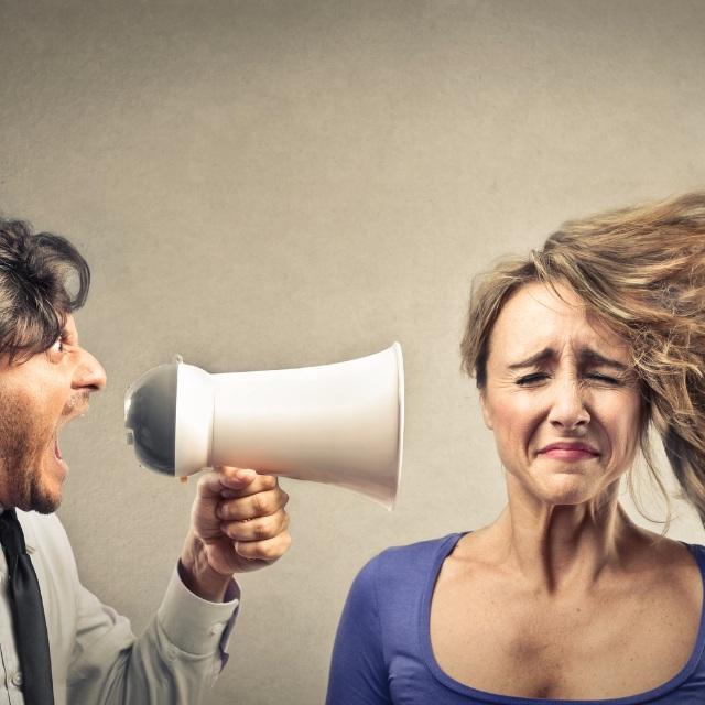 单身福利 · <em>怎样搭讪</em>一群<em>妹子</em>中的一个?