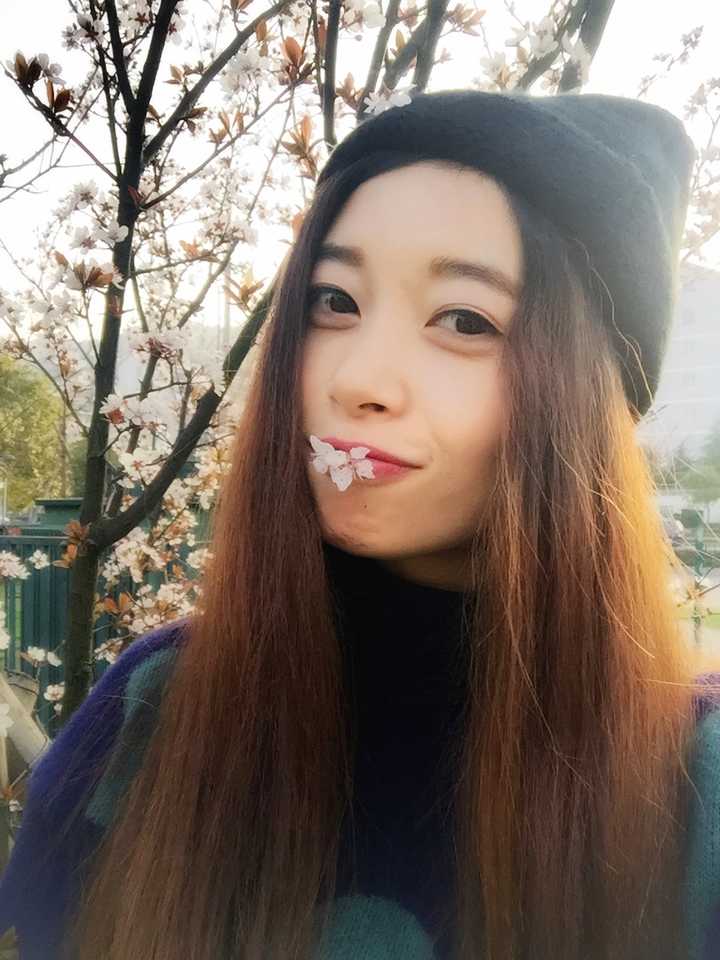 女孩子究竟是怎么由丑变美的?