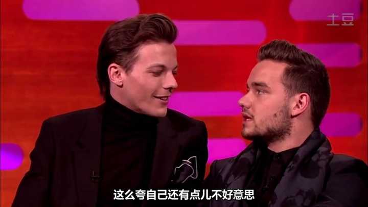 one direction 中的哈卷(harry styles)是如何成为核心的?
