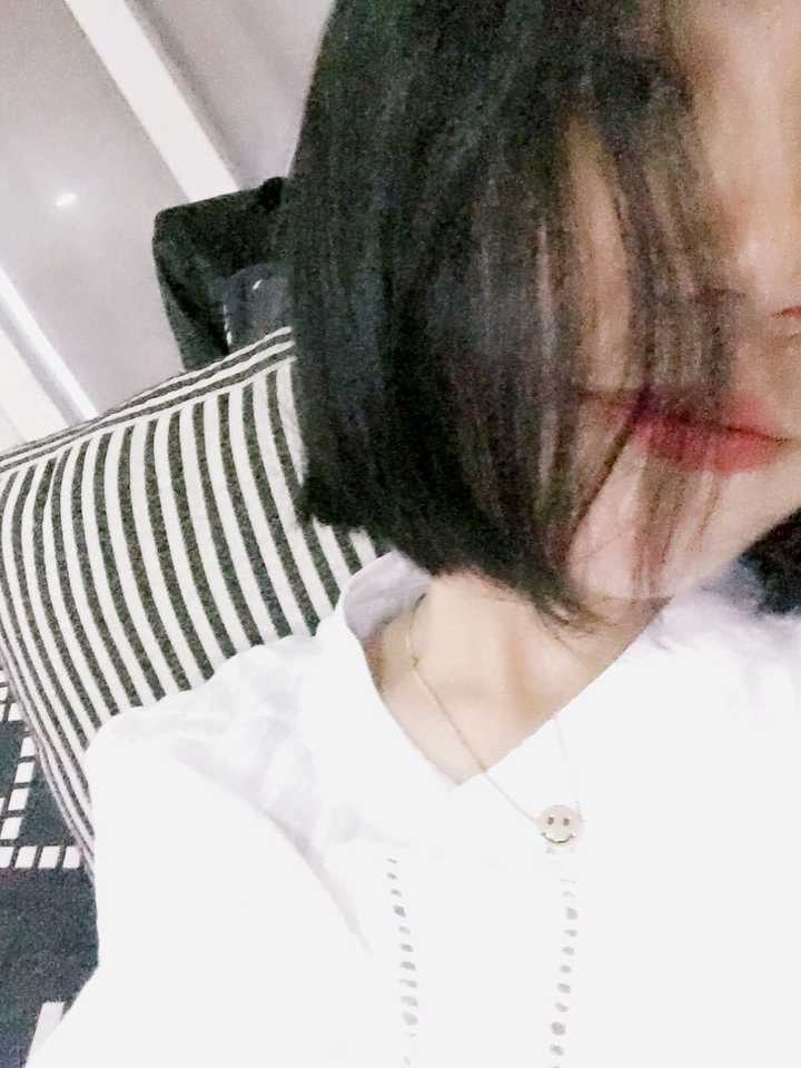 女生短发自拍怎样才好看?