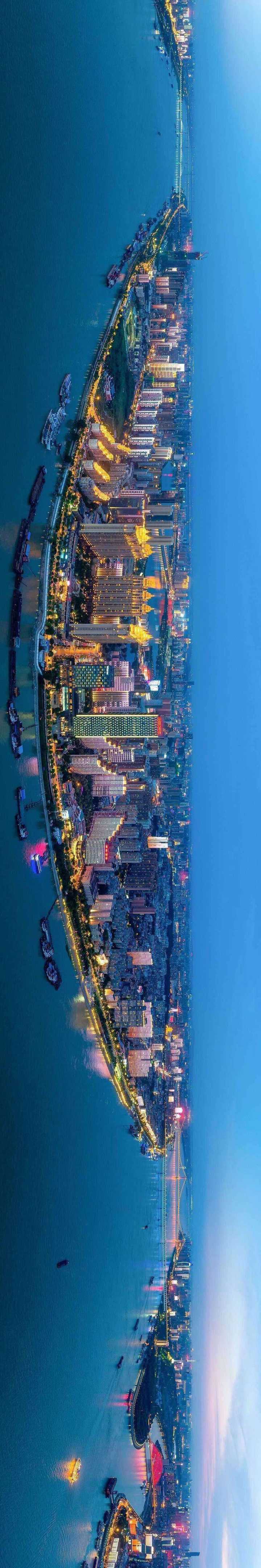 话不多说,来2张大武汉的全景图.