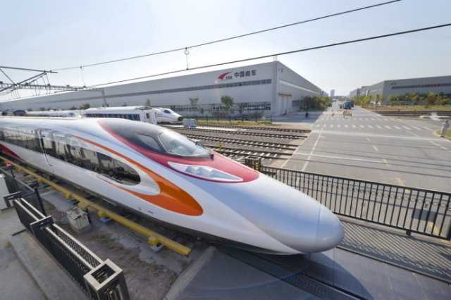 中国的和谐号动车组列车都有哪些型号?性能分别如何?