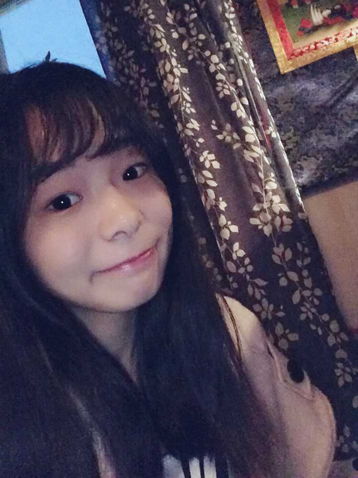 纯单眼皮女生且眼睛小该如何化妆?(照片慎点)