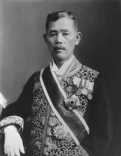 1925年,日本近代最接近真正宪政政党的加藤高明内阁成立,还推行了广泛