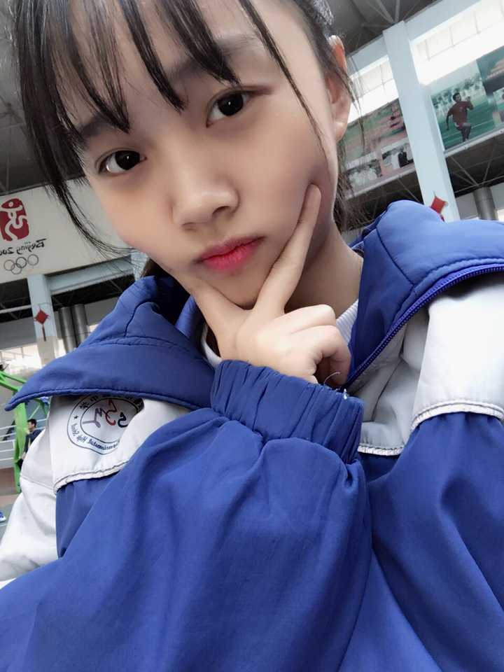 怎么自拍才好看?