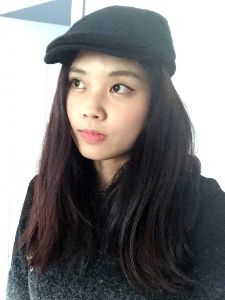 圆脸的女生适合戴什么样的帽子?
