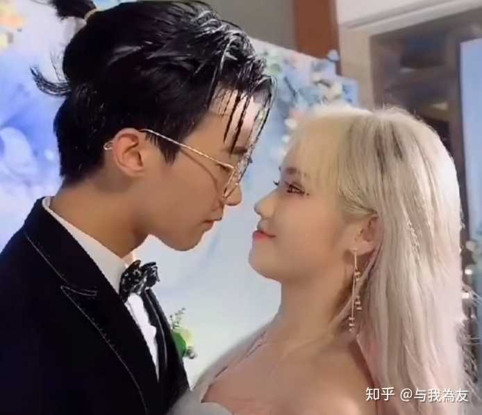 最后放一下我唯一站的一对cp熬. get一下李璐璐and陈三哟.