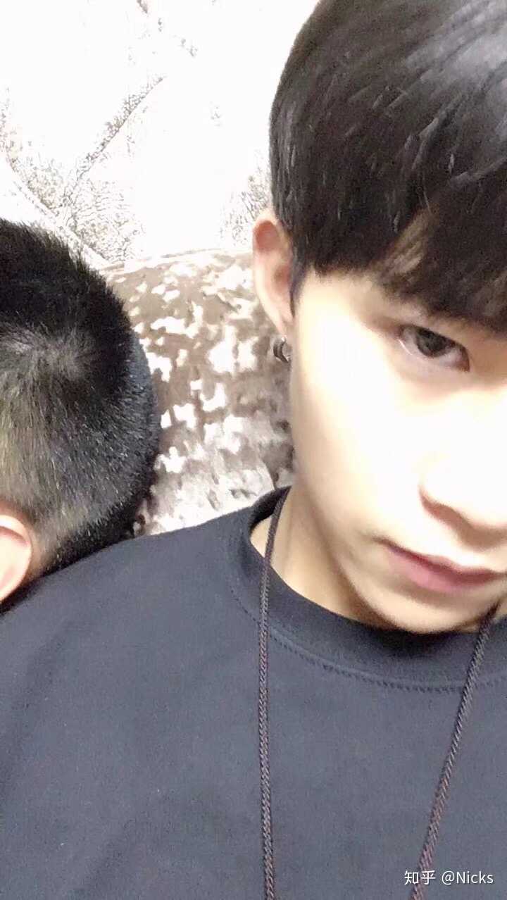 我今天想来说说我前任 我前前任:属于校园学霸小狼狗 我的前任:属于