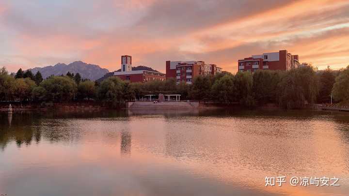 山东科技大学的景色到底有多美?