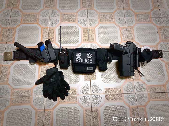 有哪些装备适合警察自购买入?