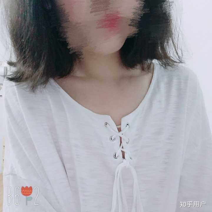 胸小到一度怀疑自己的胸是不是还没发育