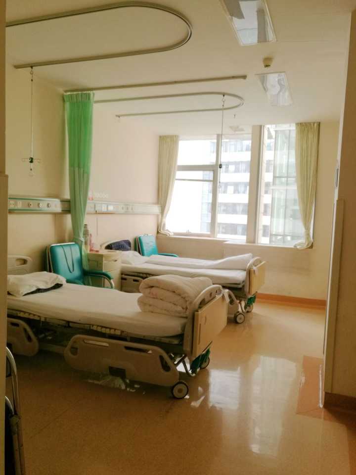 病房