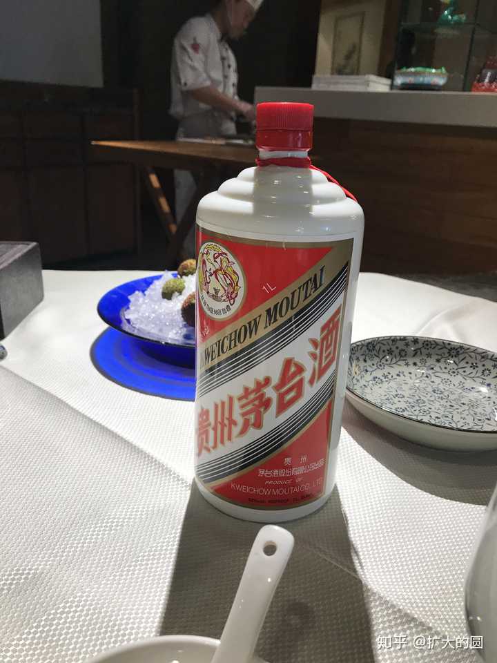 为什么茅台得到如此高的赞誉而身边说自己爱喝茅台的人除过价格原因却