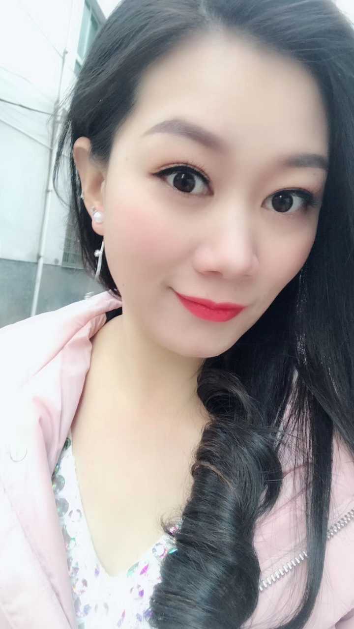 妈妈是个美女是种怎样的感受?