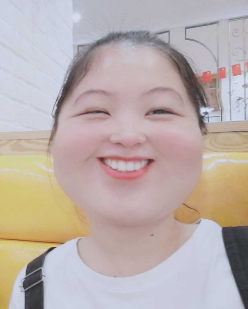 凉子 的想法: 原来最近流行美颜开到爹妈都不认识