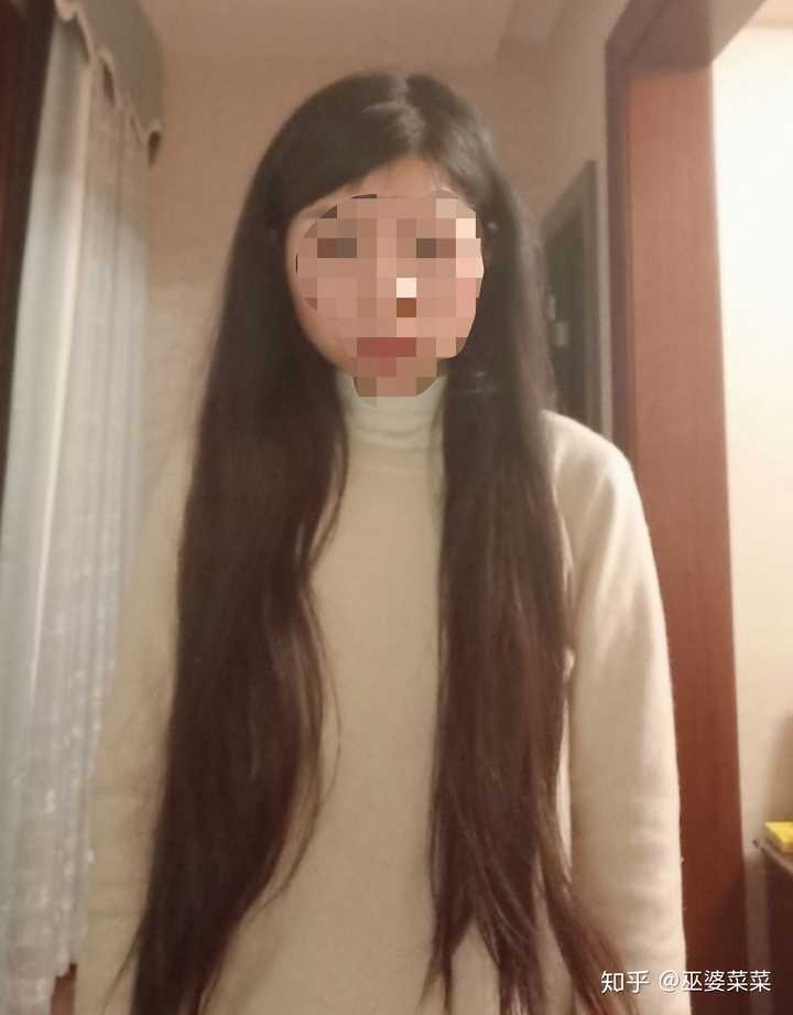 头发自然卷的女生适合什么样的发型?