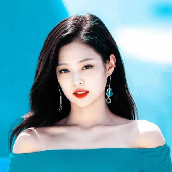 有没有jennie和rosé的闺蜜头像?