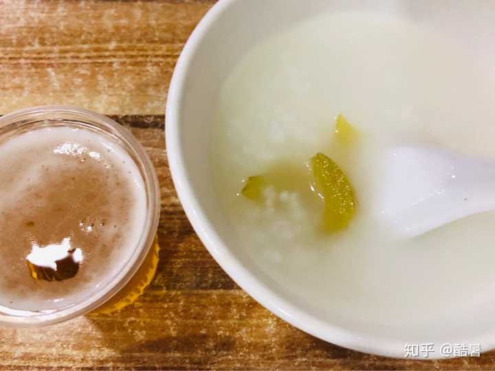 深夜的酒,清晨的粥一起来.