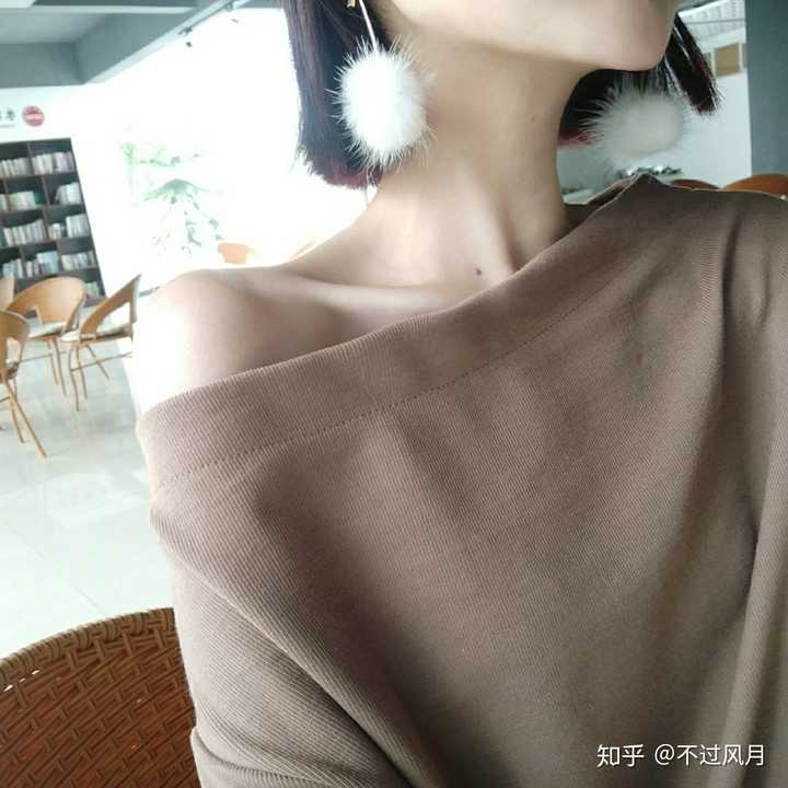 平胸,较瘦的女生能否穿出性感?
