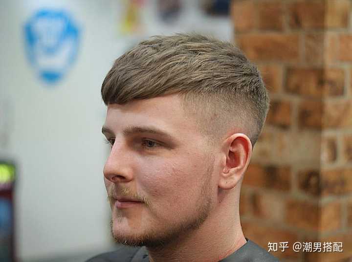 发际线高且m型发际线的男人适合什么发型额头较大
