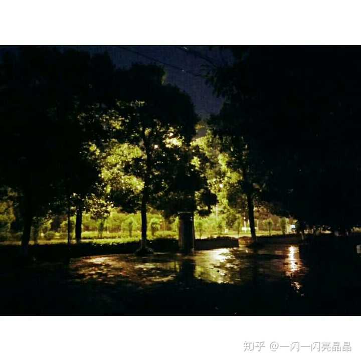 某个雨夜～