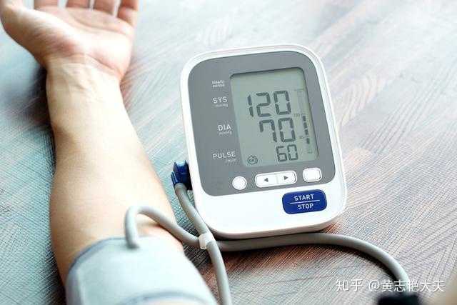 高血压吃什么食物能降压不能吃什么食物