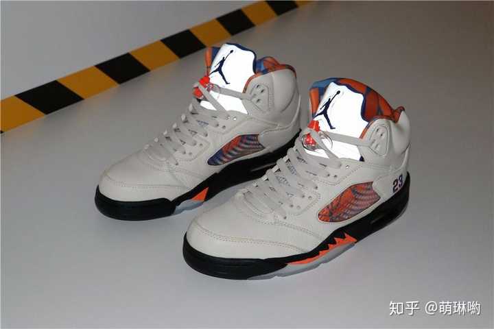 aj5鞋带怎么系?