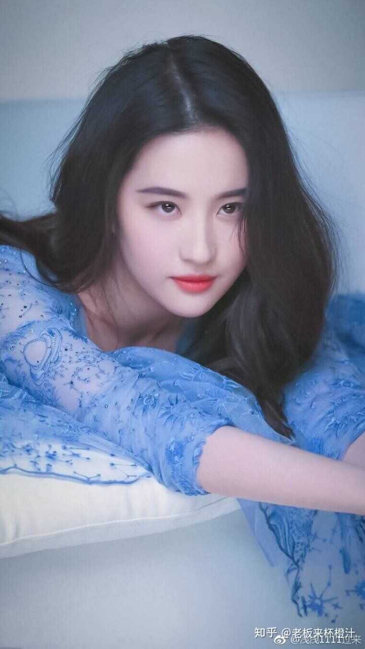 从前还有亦菲仙居,那时刘亦菲叫刘包子.其实从前颜值没长开.