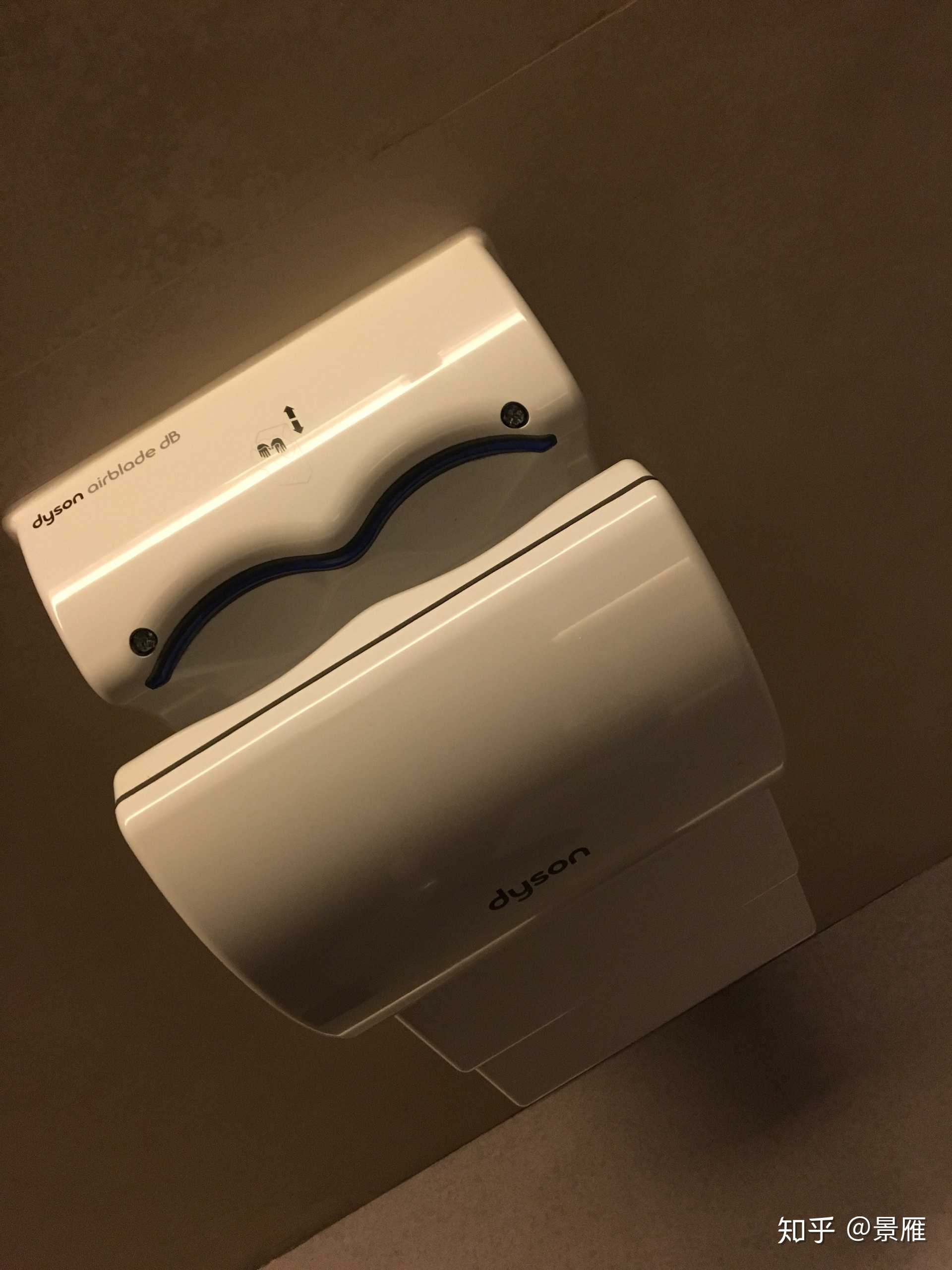 dyson 出的这个产品第一次见 - 知乎