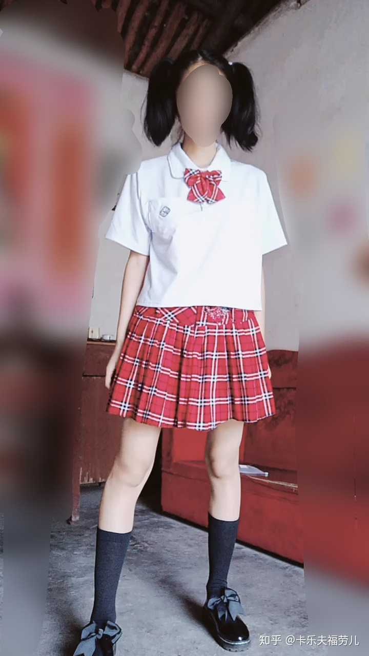 腿粗的女生可以穿jk制服嘛?