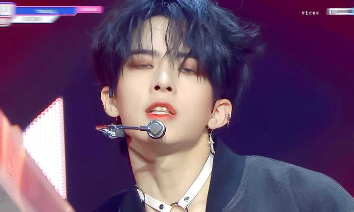 你认为的南韩四代男团的神颜有谁?