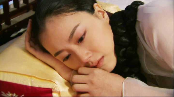 如何评价韩国女演员文彩元?