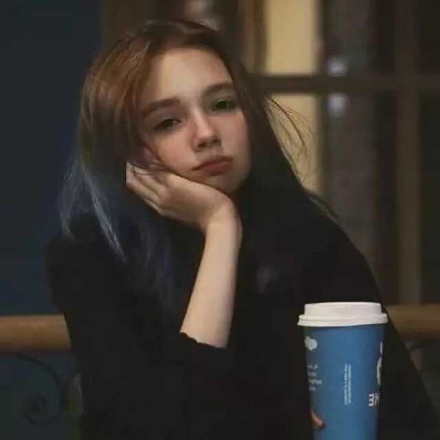 有哪些无水印的干净又高级的欧美头像?