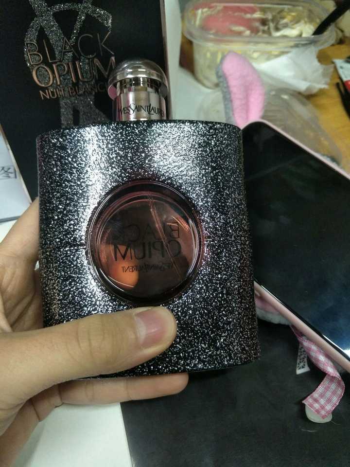 ysl黑鸦片怎么辨别真假