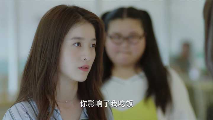 如何评价张雪迎和秦俊杰主演的电视剧新版《泡沫之夏》?