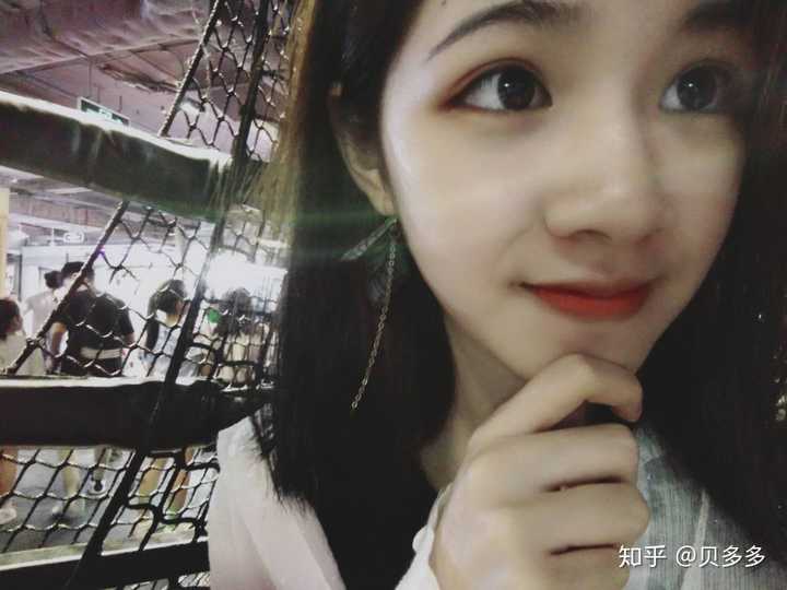 侧脸比正脸好看是种怎样的体验?
