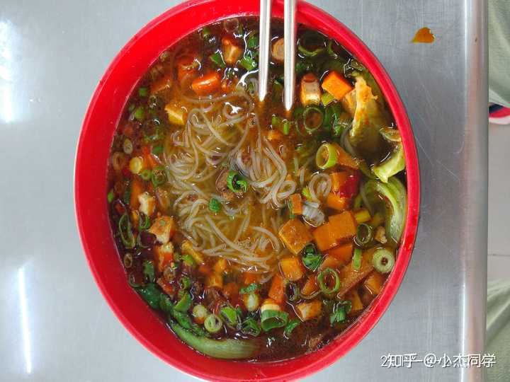 一句话描述河南工程学院的食堂有多好吃?