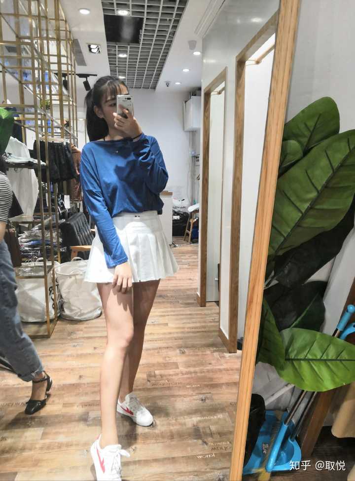 女生腿长是什么感觉?