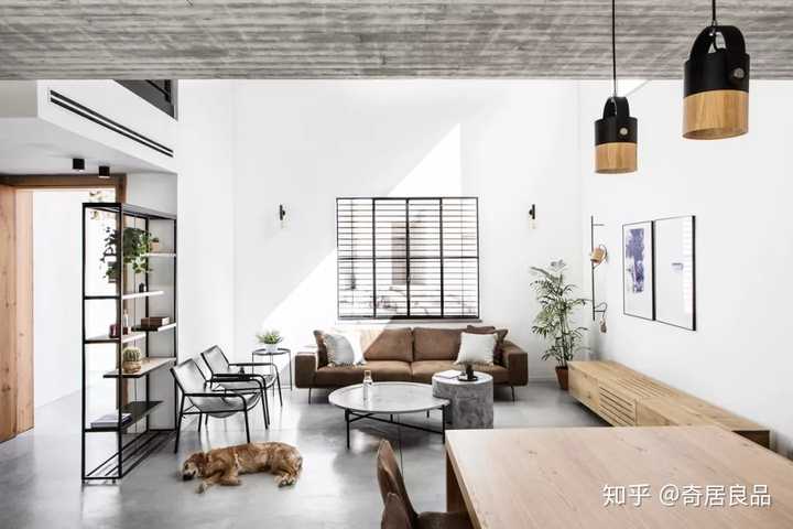 还需要注意配色,黑白灰配色容易挂出北欧设计感.