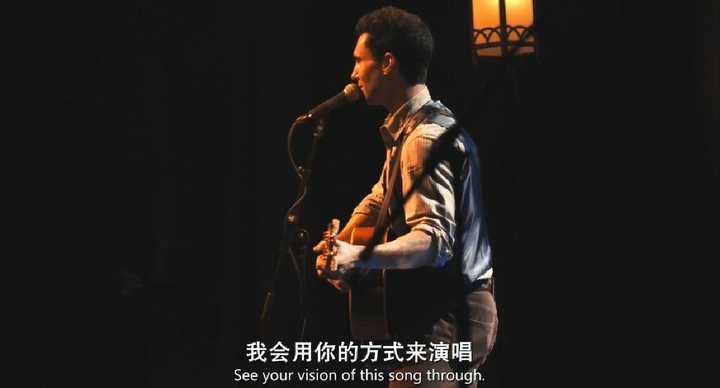 电影《歌曲改变人生》(begin again)最后adam在那里唱