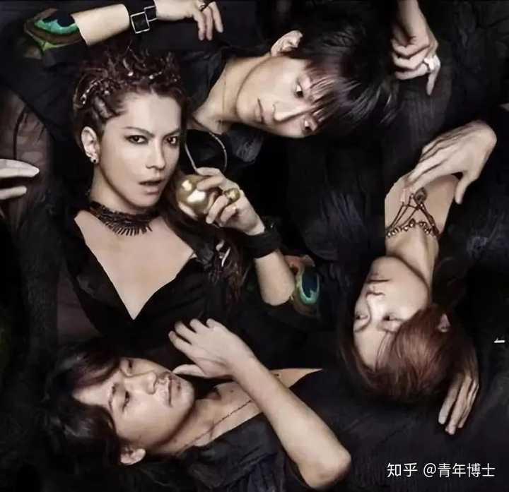 为什么日本许多艺人的造型都非常视觉系?