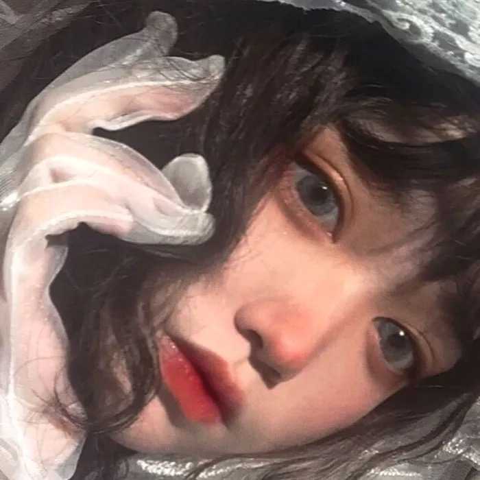 有没有惊艳的头像女头? - 知乎