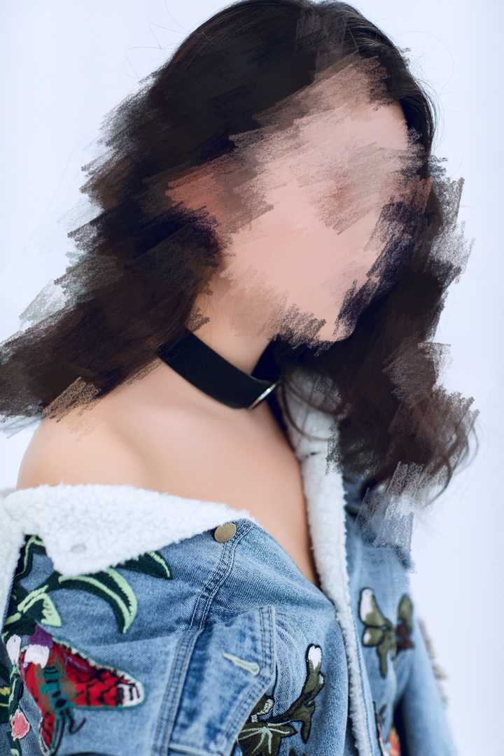 女生胸小是一种什么样的体验?
